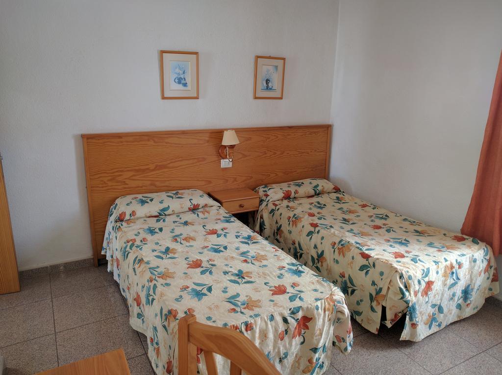 Apartamentos Las Floritas ปลายาเดลาสอเมริกาส ภายนอก รูปภาพ